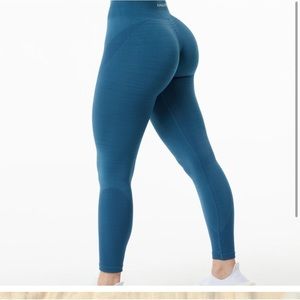 Alphalete Ozone Leggings